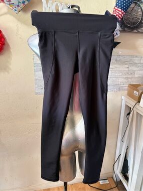 Old Navy Black High-Waist Leggings
